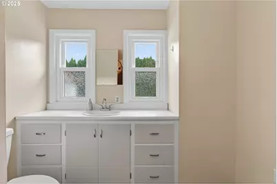 608 12th St, Washougal, WA 98671 - Photo 12