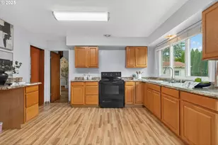 608 12th St, Washougal, WA 98671 - Photo 8