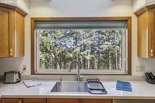 15051 NW Crane Ln, Yamhill, OR 97148 - Photo 12