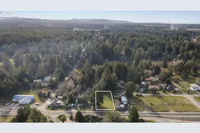 1168 2nd St, Bandon, OR 97411 - Photo 4