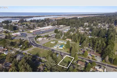 1168 2nd St, Bandon, OR 97411 - Photo 8