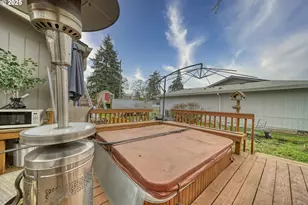 385 N 6th St, Saint Helens, OR 97051 - Photo 18