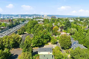 2522 NE Multnomah St, Portland, OR 97232 - Photo 6