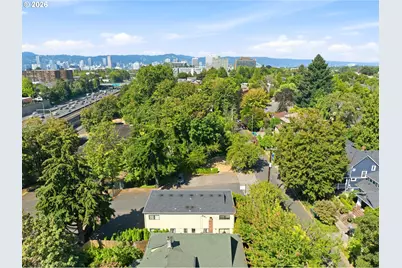 2522 NE Multnomah St, Portland, OR 97232 - Photo 10