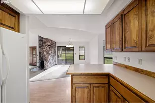 35982 Shoreview Dr, Cottage Grove, OR 97424 - Photo 16