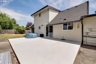 1563 NE Village Squire Ct, Gresham, OR 97030 - Photo 44
