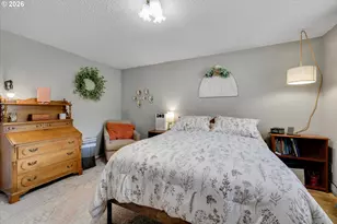 1563 NE Village Squire Ct, Gresham, OR 97030 - Photo 26