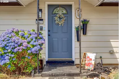 1563 NE Village Squire Ct, Gresham, OR 97030 - Photo 2