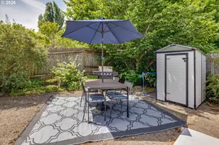 1563 NE Village Squire Ct, Gresham, OR 97030 - Photo 36