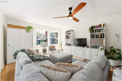 507 NW 22nd Ave #301, Portland, OR 97210 - Photo 4