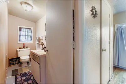 1549 N Blandena St, Portland, OR 97217 - Photo 20