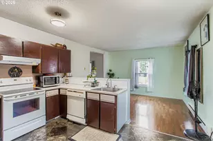 1549 N Blandena St, Portland, OR 97217 - Photo 12