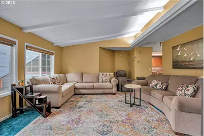 11798 NE Carl Rd, Woodburn, OR 97071 - Photo 10