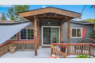 11798 NE Carl Rd, Woodburn, OR 97071 - Photo 2