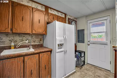 11798 NE Carl Rd, Woodburn, OR 97071 - Photo 20