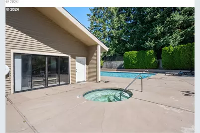 9967 SE Talbert St, Clackamas, OR 97015 - Photo 32