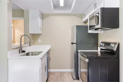 9967 SE Talbert St, Clackamas, OR 97015 - Photo 16