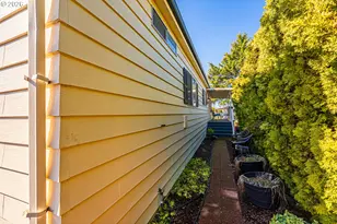 1199 N Terry St, Eugene, OR 97402 - Photo 28