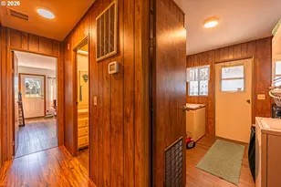 1199 N Terry St, Eugene, OR 97402 - Photo 12