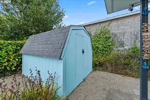 536 S Marple St, Coos Bay, OR 97420 - Photo 28