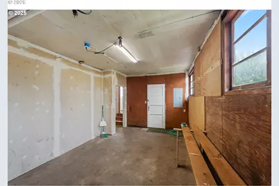 536 S Marple St, Coos Bay, OR 97420 - Photo 24