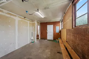 536 S Marple St, Coos Bay, OR 97420 - Photo 24