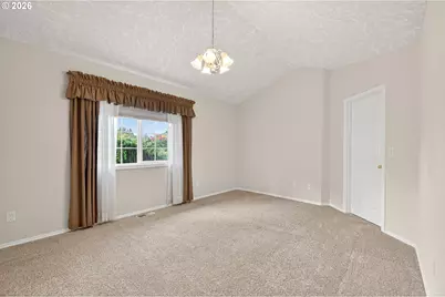 1904 NE Gibbs Cir, McMinnville, OR 97128 - Photo 24