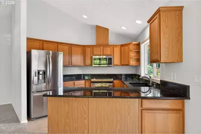1904 NE Gibbs Cir, McMinnville, OR 97128 - Photo 18
