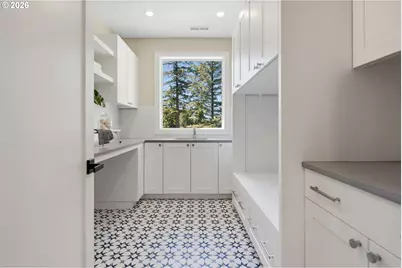 17950 Kelok Rd, Lake Oswego, OR 97034 - Photo 40