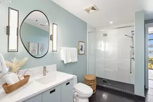 1310 NW Naito Parkway, Portland, OR 97209 - Photo 18