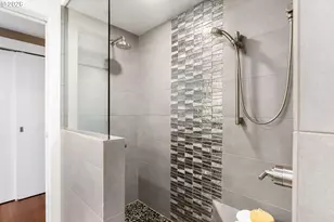 1310 NW Naito Parkway, Portland, OR 97209 - Photo 14