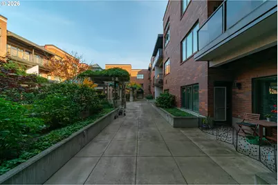 400 W 8th St #224W, Vancouver, WA 98660 - Photo 28