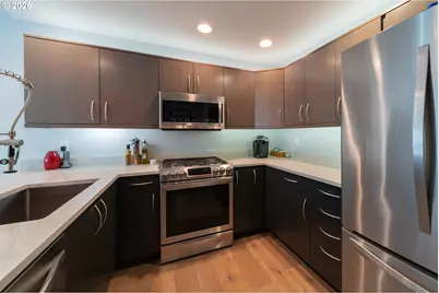 400 W 8th St #224W, Vancouver, WA 98660 - Photo 6