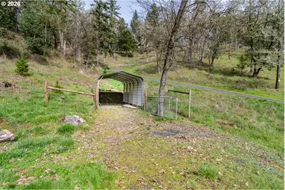 540 Garden Grove Dr, Roseburg, OR 97471 - Photo 4