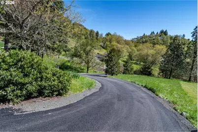 540 Garden Grove Dr, Roseburg, OR 97471 - Photo 6