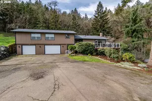 540 Garden Grove Dr, Roseburg, OR 97471 - Photo 1