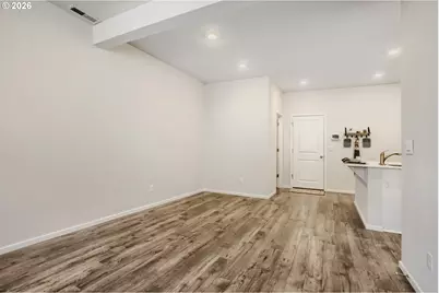 884 N 18th Ave, Cornelius, OR 97113 - Photo 6