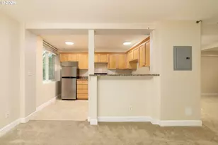 1205 SW Cardinell Dr, Portland, OR 97201 - Photo 8