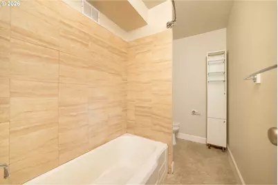 1205 SW Cardinell Dr, Portland, OR 97201 - Photo 12