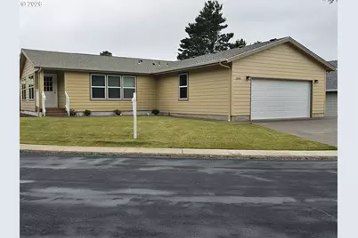 1095 SW Sailfish Loop, Waldport, OR 97394 - Photo 1