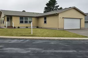1095 SW Sailfish Loop, Waldport, OR 97394 - Photo 1