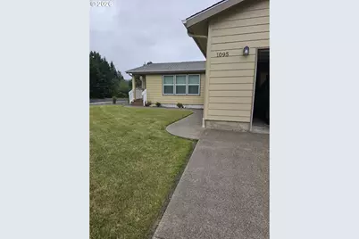 1095 SW Sailfish Loop, Waldport, OR 97394 - Photo 28