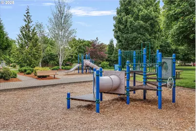 6042 NE Whitewood Dr, Hillsboro, OR 97124 - Photo 34