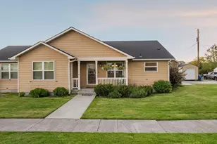 3010 5th St, Baker City, OR 97814 - Photo 1