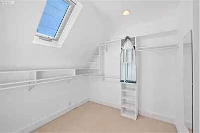 3627 S Corbett Ave, Portland, OR 97239 - Photo 14