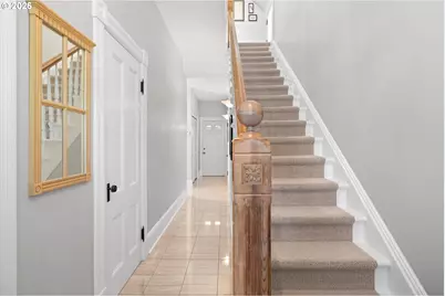 3627 S Corbett Ave, Portland, OR 97239 - Photo 12