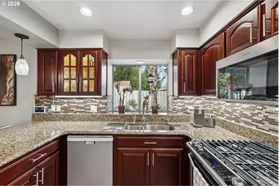 15675 SW 87th Ave, Tigard, OR 97224 - Photo 10