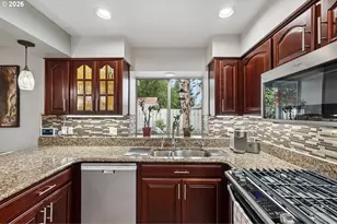 15675 SW 87th Ave, Tigard, OR 97224 - Photo 10