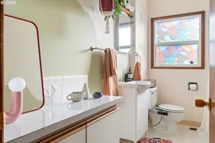 10202 N Buchanan Ave, Portland, OR 97203 - Photo 26