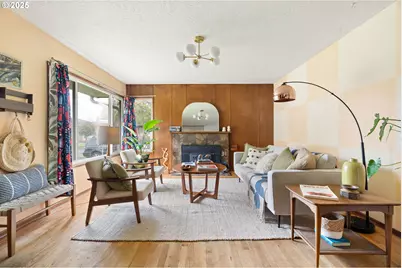 10202 N Buchanan Ave, Portland, OR 97203 - Photo 4